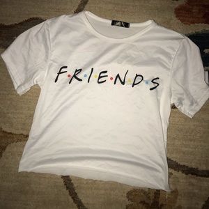 FRIENDS crop top!✨